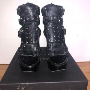 Giuseppe Zanotti gladiator sandals